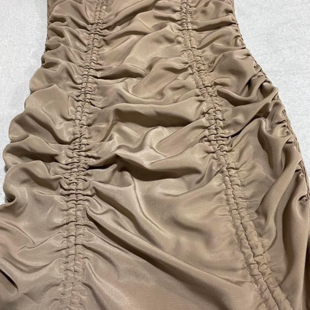 Love tree Tan/ brown ruched mini dress women Medium. SKU639 - Picture 2 of 7